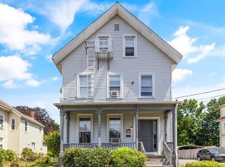 10 Clinton St, Taunton, MA 02780