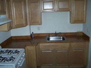 84 Clinton St, Paterson, NJ 07522