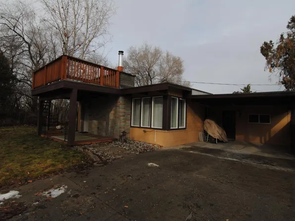 81 15th St NW, East Wenatchee, WA 98802