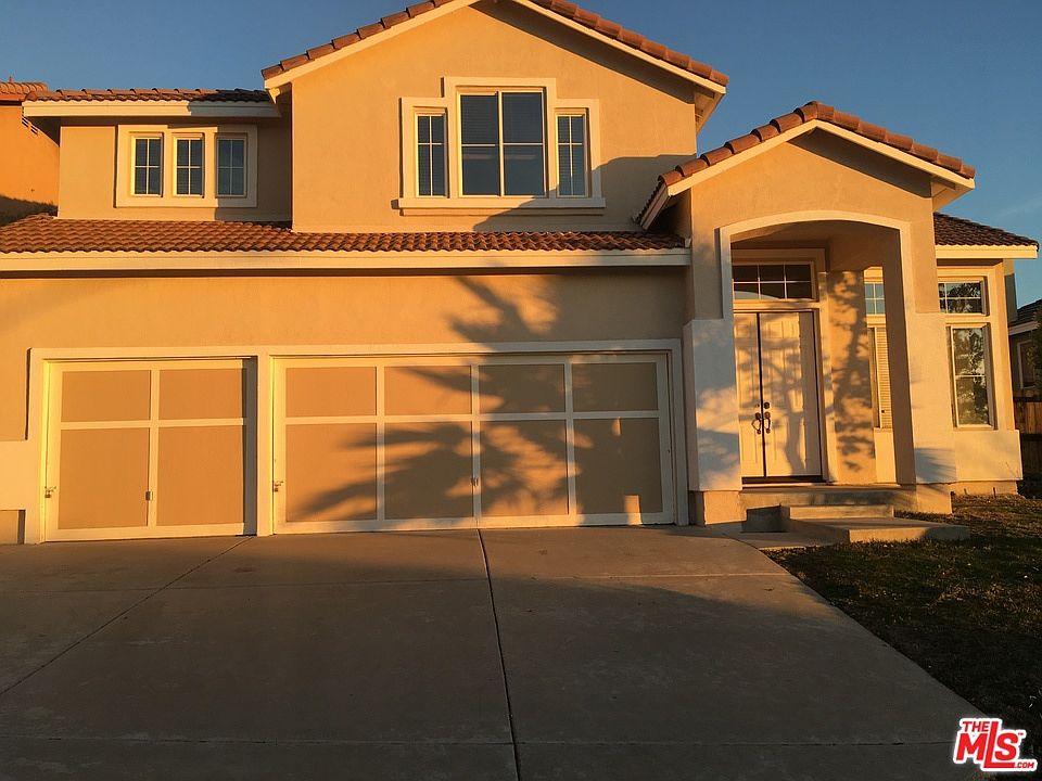 1st image of 39600 Tinderbox Way