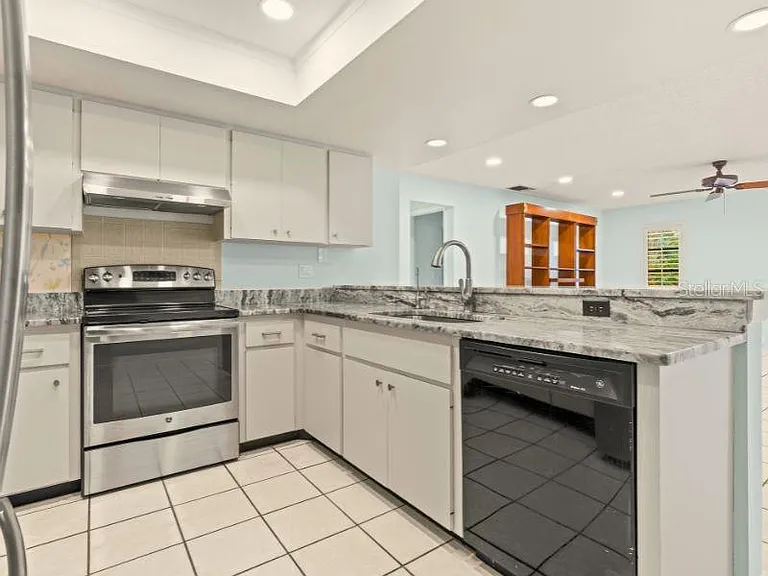 3721 Aster Dr — Photo 11