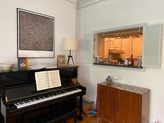 Rented by Douglas Elliman | media 17