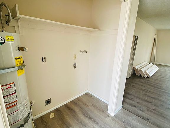 5th image of 2643-2645-2647-2 Pear St #1