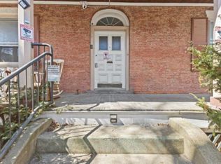 233 Pearl St, Burlington, VT 05401