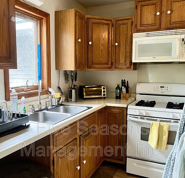 115-7 N Winooski Ave — Photo 1
