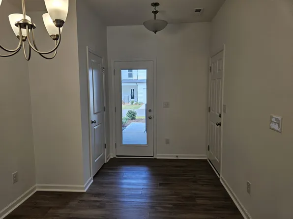 13155 Rover St, Charlotte, NC 28273