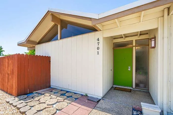 4701 River College Dr — Photo 22