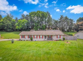 2746 Kentwood Dr, Kodak, TN 37764
