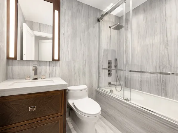 133 East 73rd Street image 8 of 11