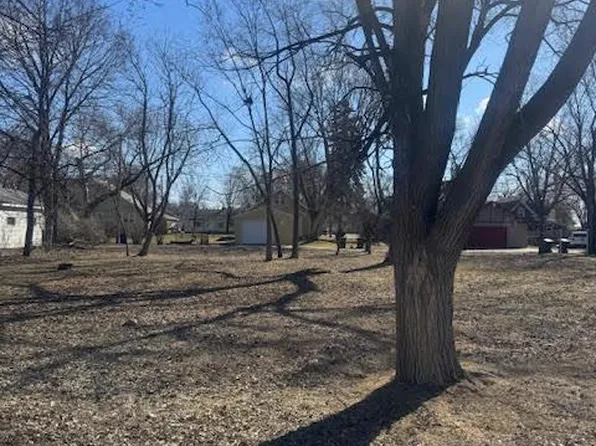 126 8th Ave N, Waite Park, MN 56387