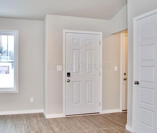 3rd image of 1325 Goldenwood Dr