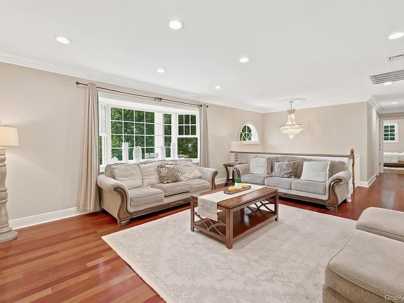 5th image of 3888 Fawn Court