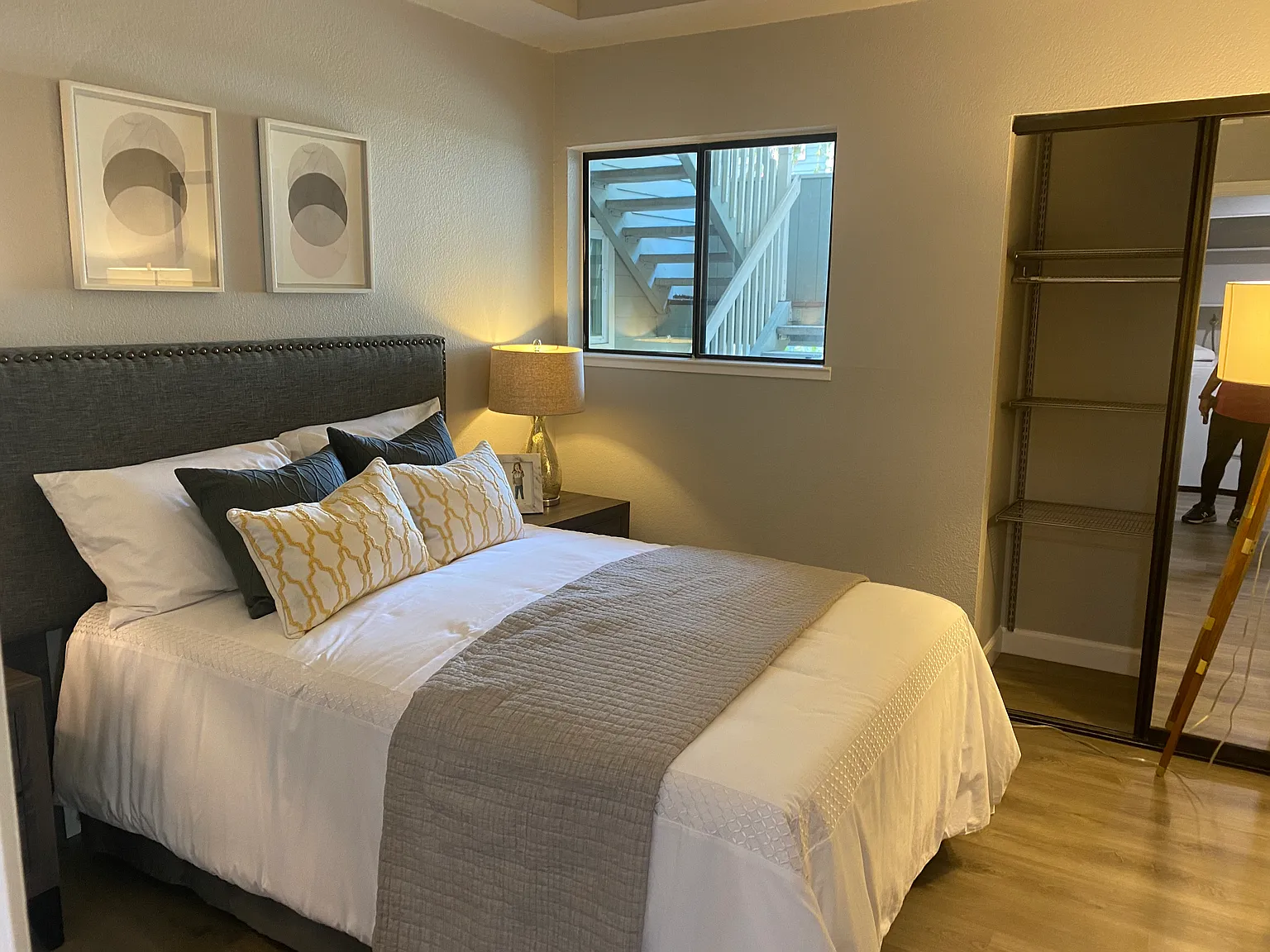 2 bed, 1123 sqft, $3,500 — Photo 4