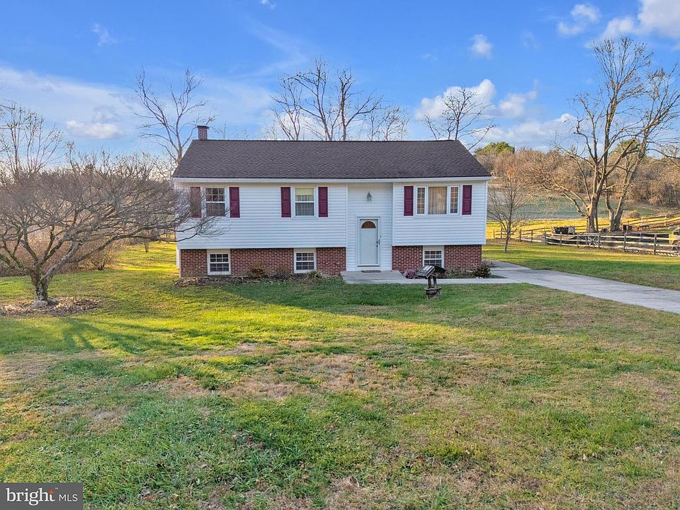 1st image of 2804 Christy Dr
