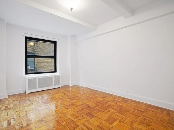 160 West 71st Street image 1 of 10
