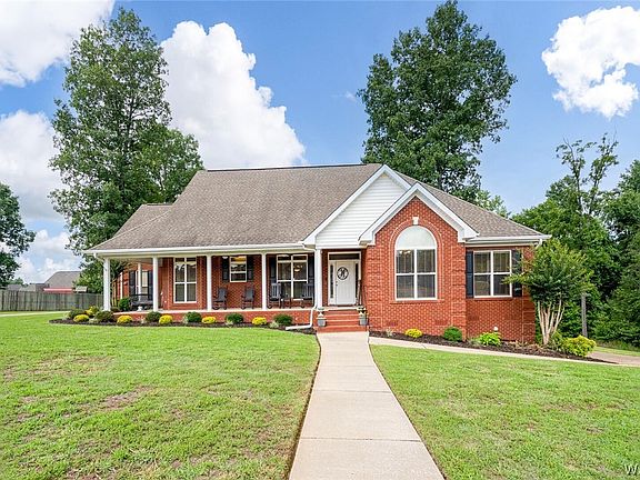 2nd image of 16671 Laney Ln