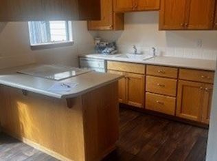 Farmington Oaks, Beaverton, OR 97007