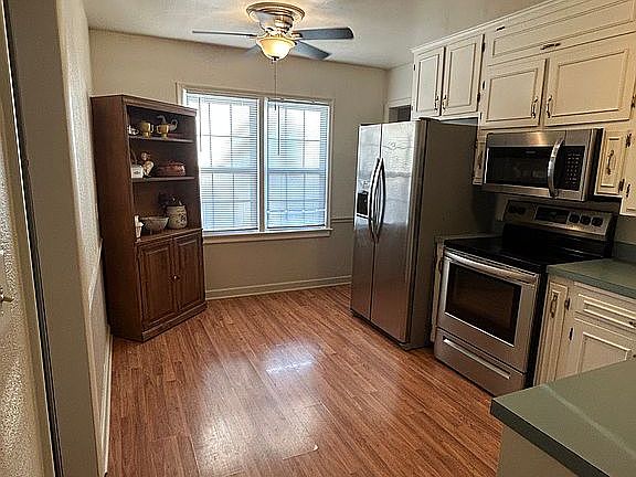 4th image of 306 W 43rd St S