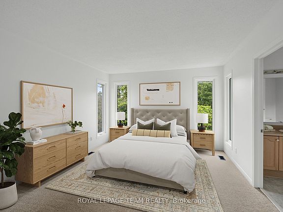 5th image of 77 Sherring Ct