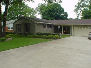 12 Sun Valley Rd, Little Rock, AR 72205