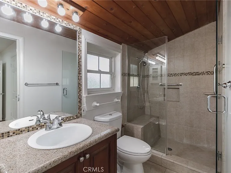 6313 Bluebell Ave — Photo 15