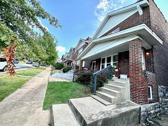 1st image of 3954 Fairview Ave