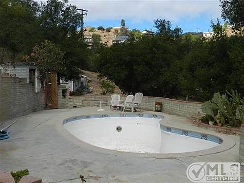 4th image of 8485 Valley Flores Dr