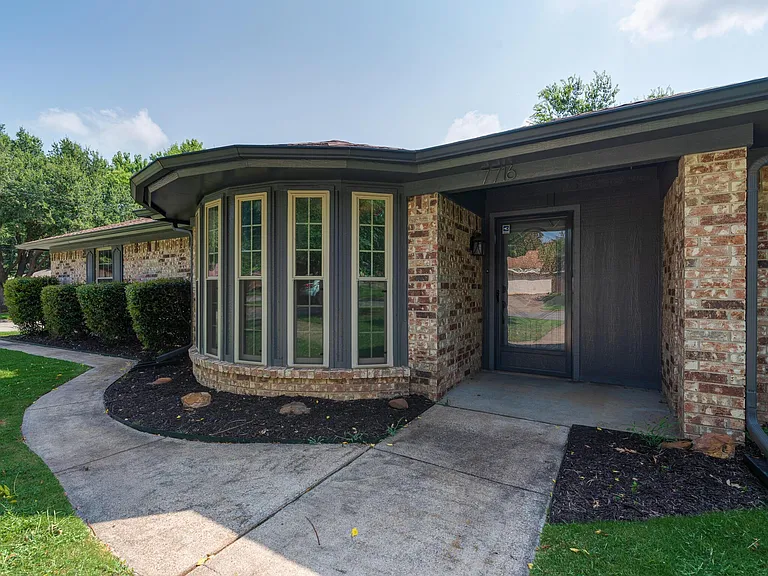 7716 Perkins Dr — Photo 23