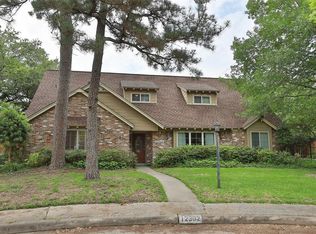 12302 Woodthorpe Ln, Houston, TX 77024