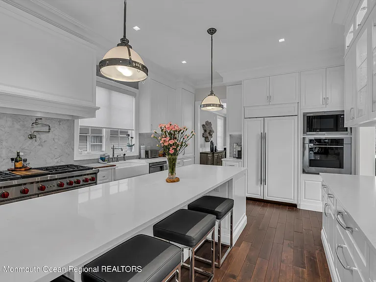 502 Brighton Ave — Photo 18