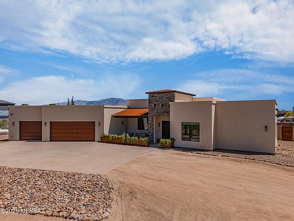 4th image of 5710 W Saguaro Dream Trl
