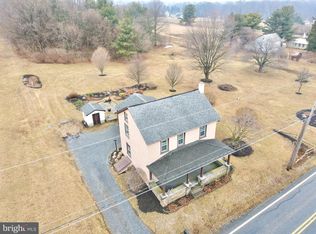 41 Lyons Rd, Fleetwood, PA 19522
