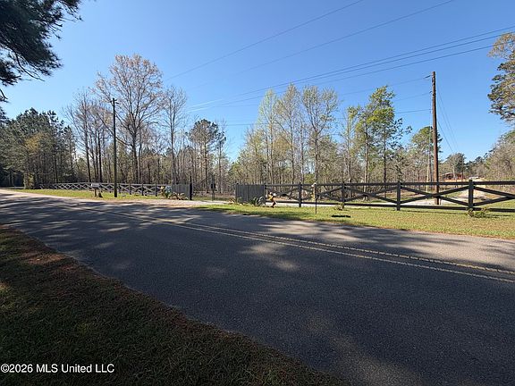 2nd image of 135 Burger Rd