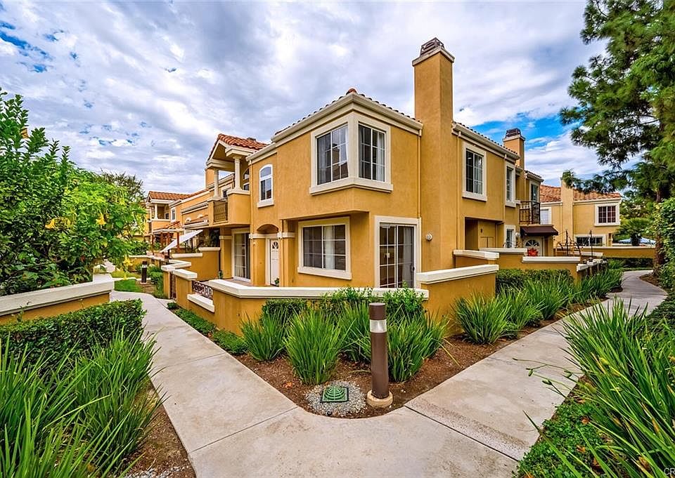 1st image of 3 Opera Ln