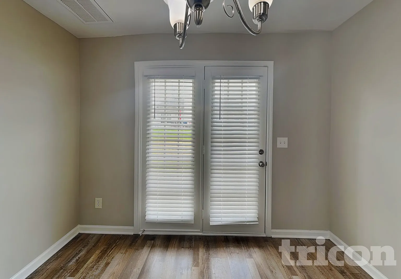 232 Mary Joe Martin Drive La Vergne TN — Photo 4