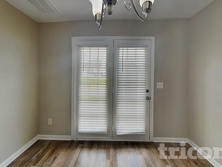 232 Mary Joe Martin Dr — Photo 4