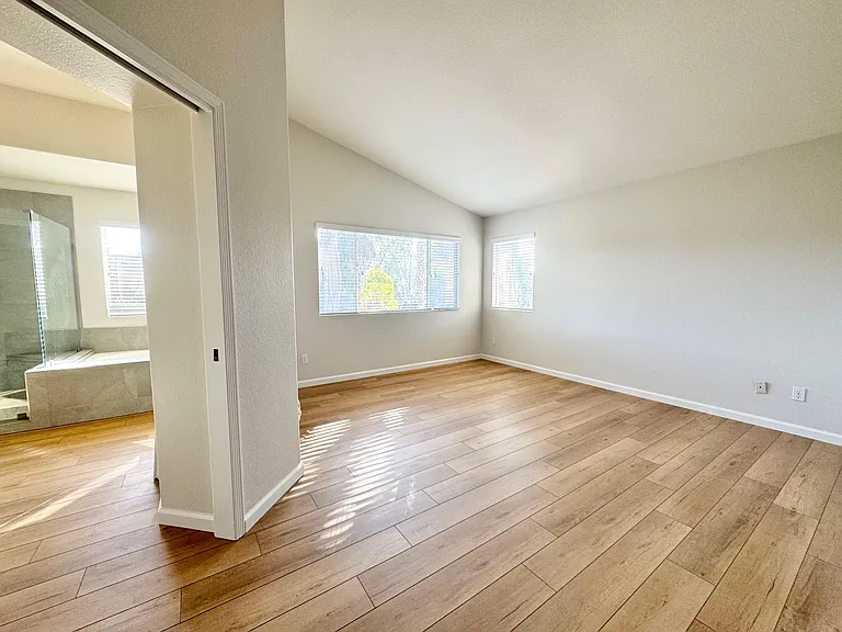 5085 Carmel Knolls Dr — Photo 14