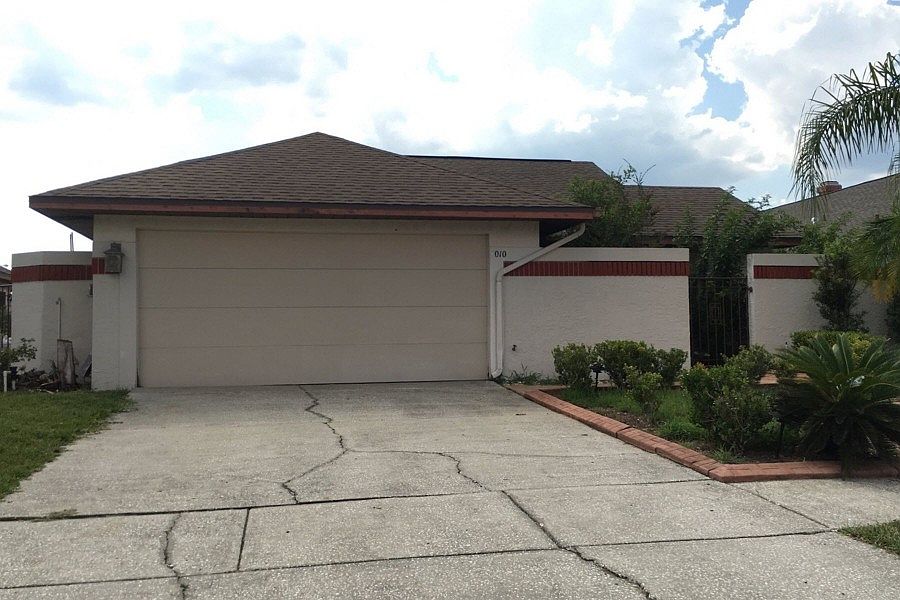 1st image of 7010 Silvermill Dr