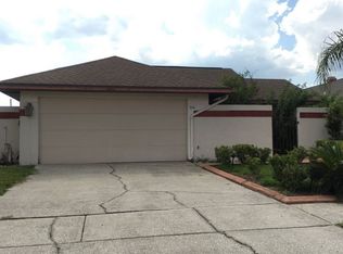 7010 Silvermill Dr, Tampa, FL 33635