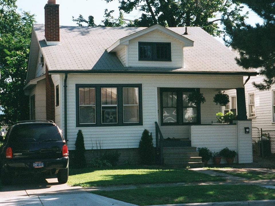 1st image of 212 E Saratoga Ave