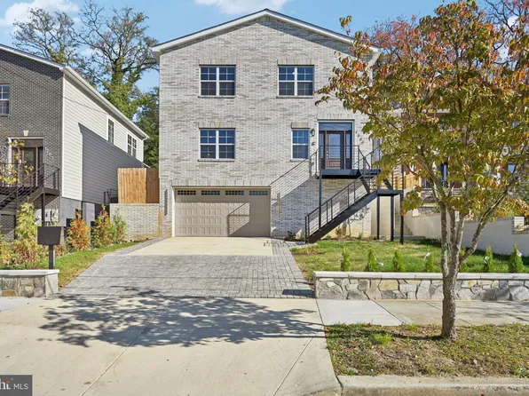 1206 34th St SE, Washington, DC 20019