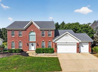 511 Westonridge Ct, Ballwin, MO 63021