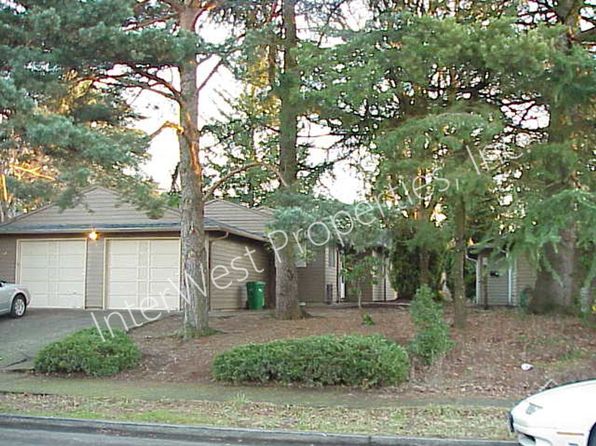 6426-6428 NE Pacific St