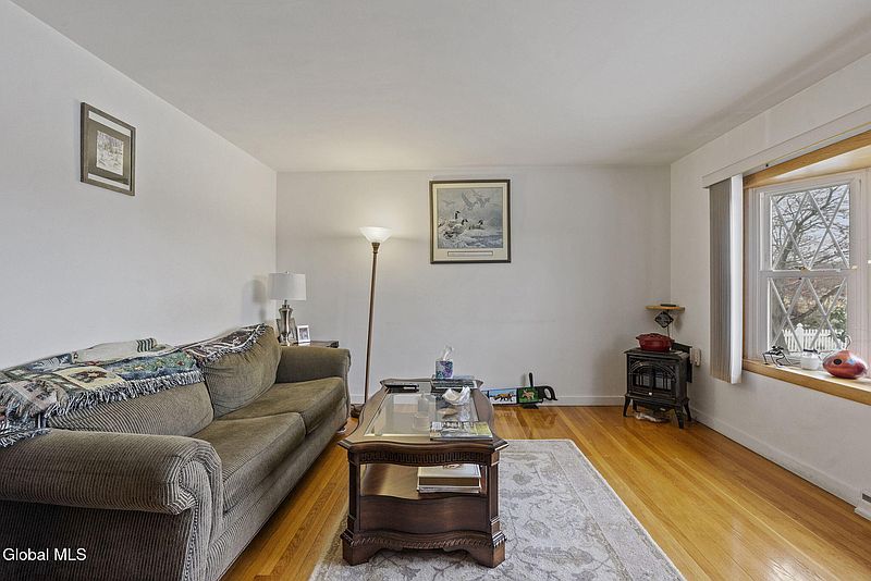 4th image of 1399 Van Hoesen Road