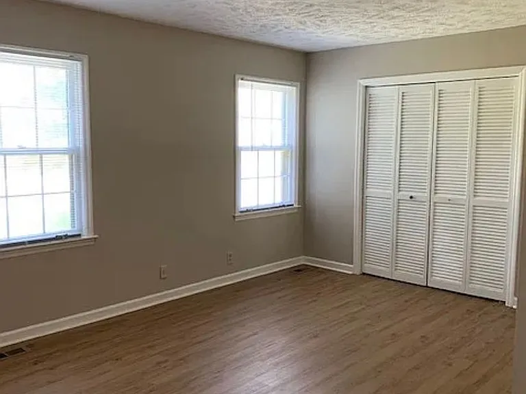 3118 Windemere Cir — Photo 6