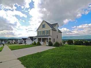 40 Upland Ct, Stuarts Draft, VA 24477