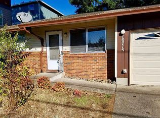 10715-10717 SE Bush St, Portland, OR