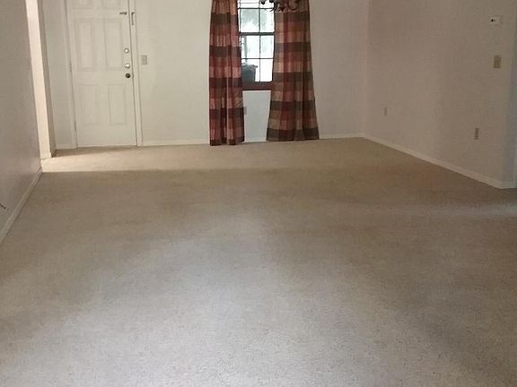 2nd image of 2347 NE 10th Ct