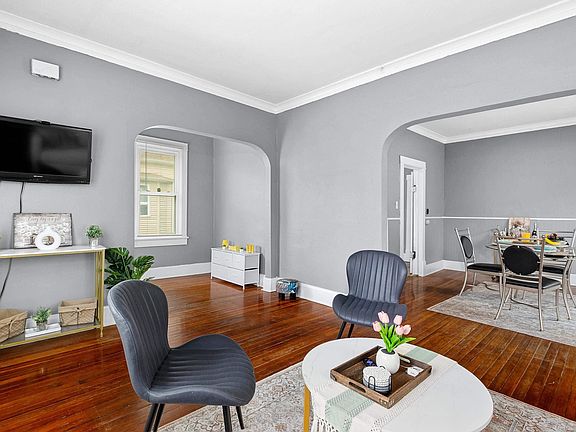5th image of 1114 E Forrest Hill Ave