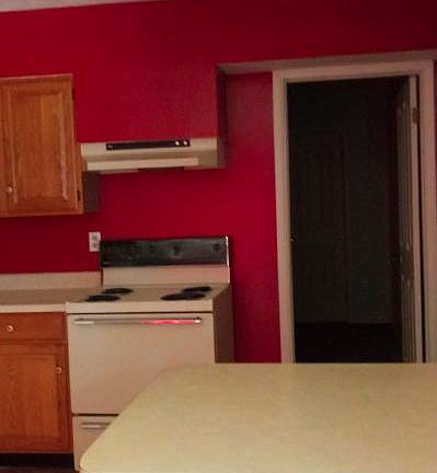 3rd image of 27 Robin Hood Dr APT C